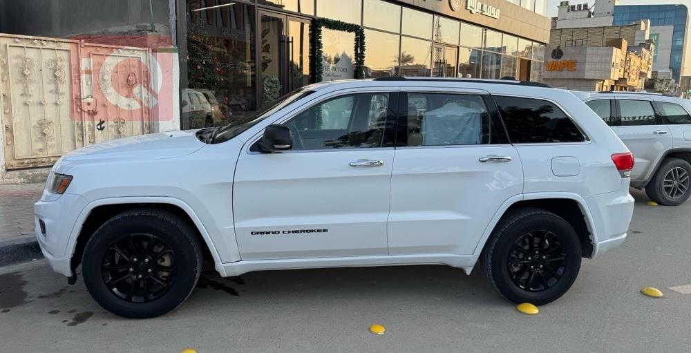 جيب جراند شيروكي